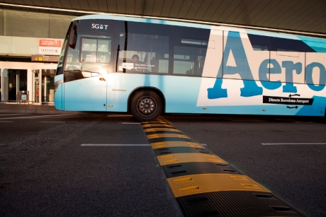 Banda Reductora de Velocidad en Aeropuerto de Barcelona - Imagen 1