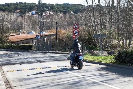 Banda Reductora de Velocidad en Bigues i Riells - Imagen 3